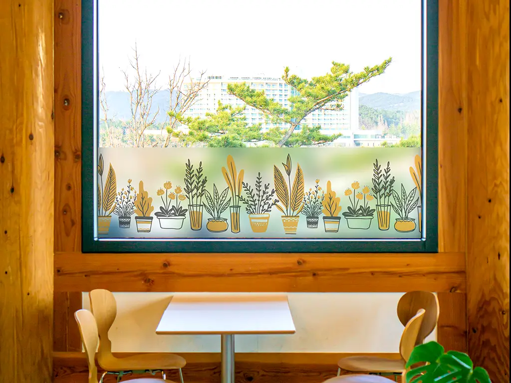 Folie geam autoadezivă, sablare tip bordură decorativă cu model plante în ghiveci, rolă 50x200 cm, racletă de aplicare inclusă
