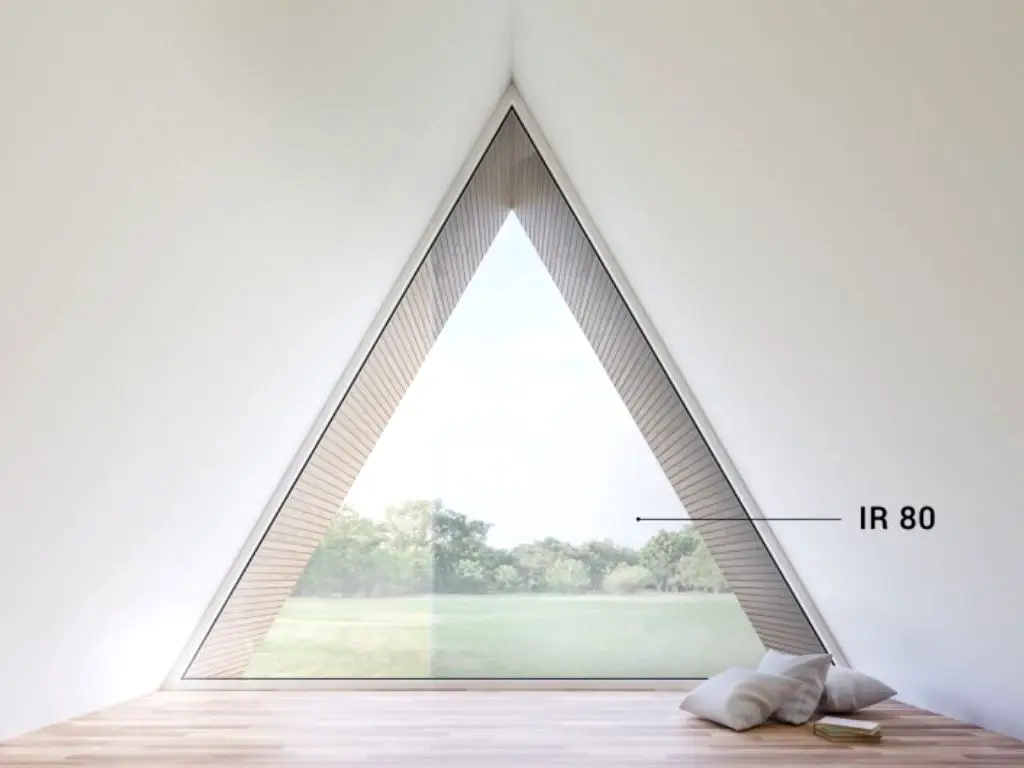 Folie protecție solară ceramică Reflectiv IR 80 – protecție 82%, transparență 80%, aplicare la interior, 152 cm lățime