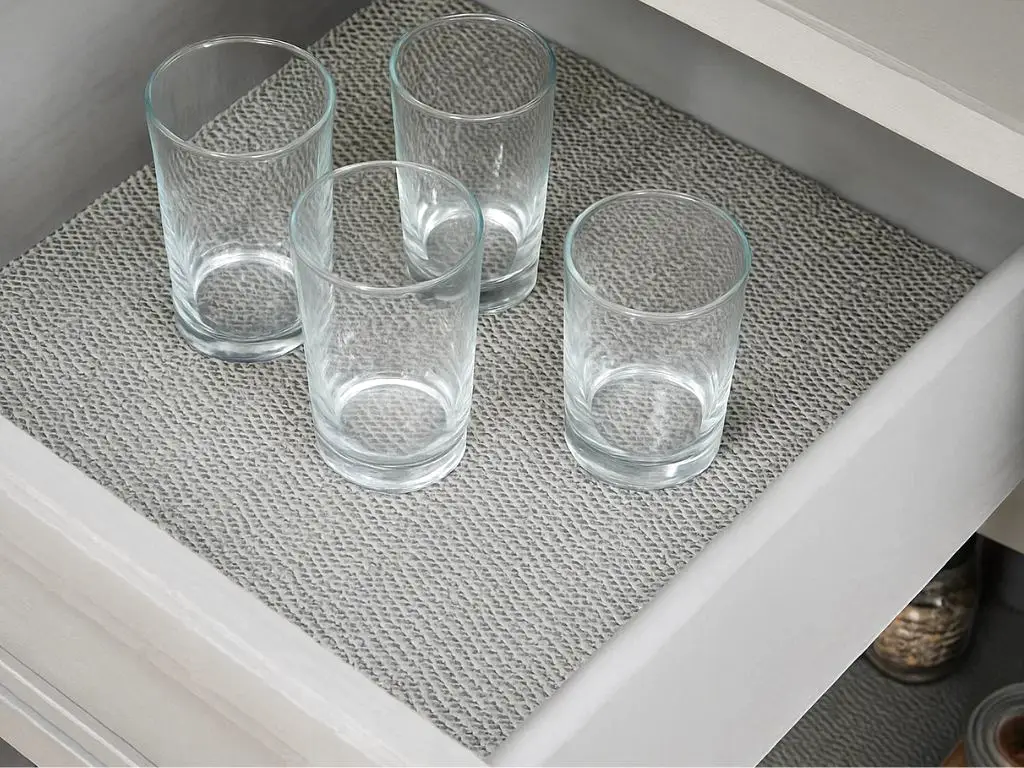 Material protecţie antialunecare gri, pentru sertare şi rafturi, rolă de 60x100 cm