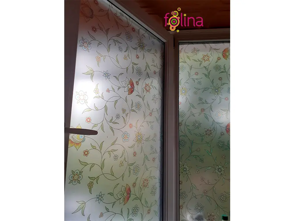 Folie geam autoadezivă Campo, Folina, sablare cu imprimeu floral, multicolor, lățime 100 cm