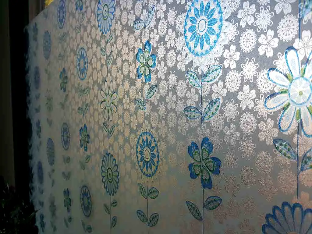 Folie geam autoadezivă Cloe, Folina, imprimeu floral albastru, rola de 90x250 cm