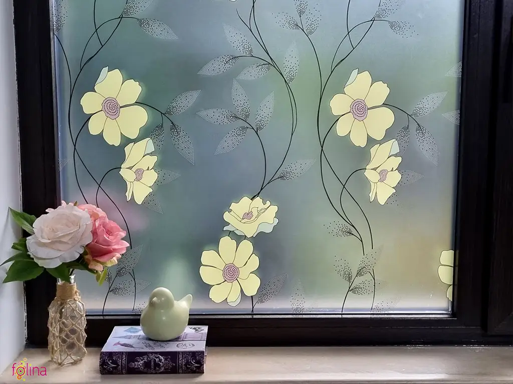 Folie geam autoadezivă, Folina, sablare cu model floral galben, 90 cm