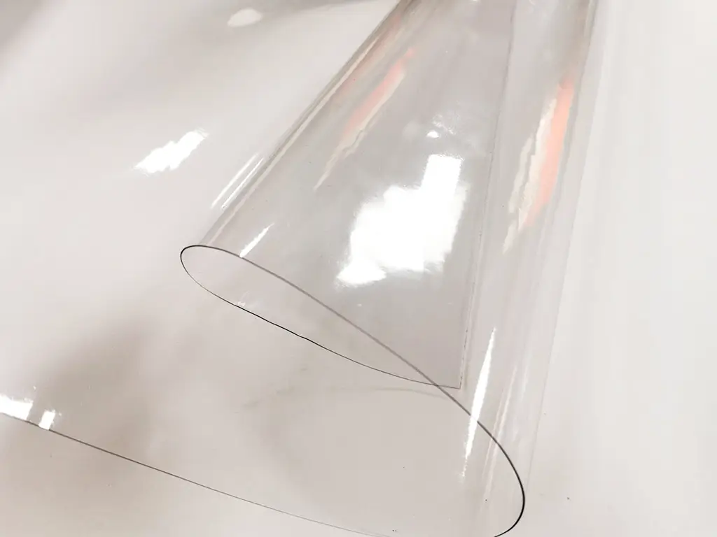 Folie transparentă protecţie mobilă, fără adeziv, 0,5 mm grosime, rolă de 122x240 cm 