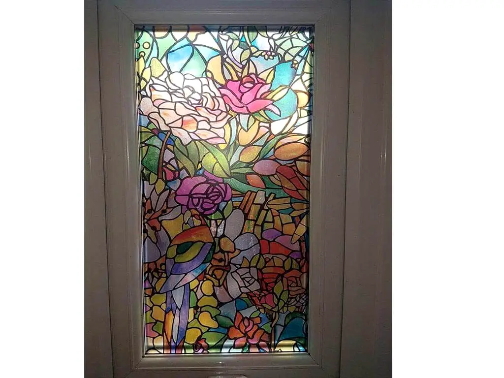 Folie geam autoadezivă Tulia, d-c-fix, sablare cu model tip vitraliu floral multicolor, rolă de 45X500 cm, cu racleta si cutter