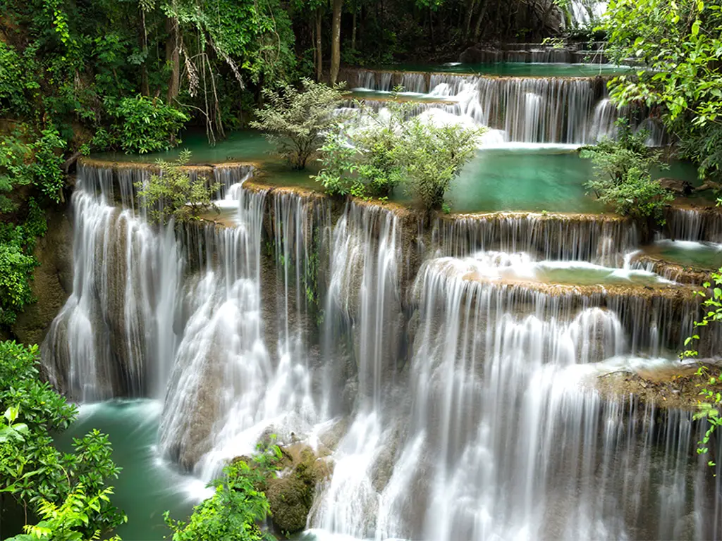 Tapet baie peisaj cascadă, material Brush cu Water System rezistent la apă