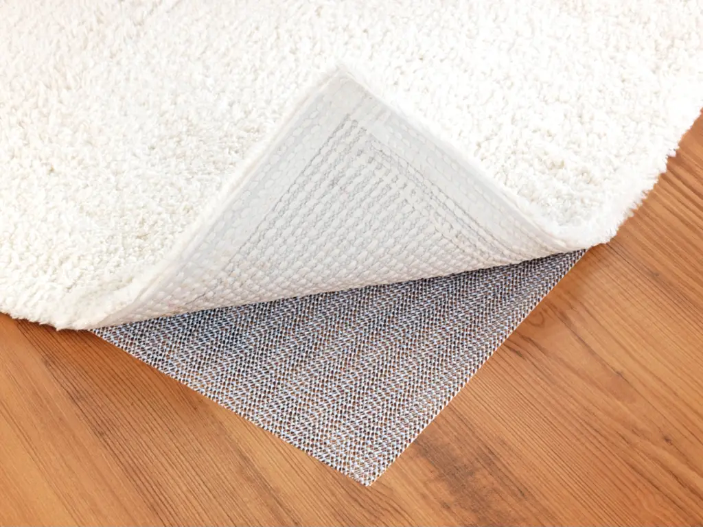 Material antiderapant gri, Folina 8600, pentru sertare si rafturi, rolă de 60 cm x 5 metri