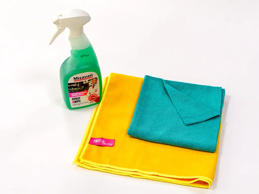 Set soluție și 2 lavete pentru curățare multisuprafețe Spray& Wipe