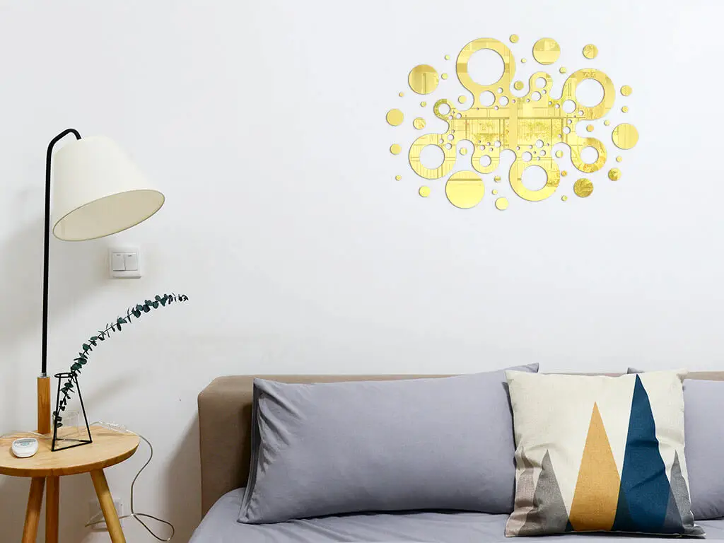 Decoraţiune perete Dante, din oglindă aurie, model geometric