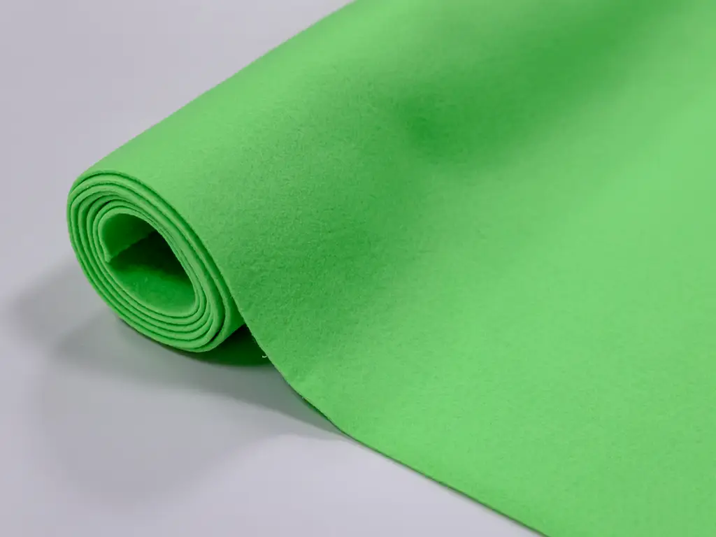 Fetru la metru, pâslă verde, cu grosime de 3 mm, lățime 90cm - produs 100% din materiale reciclate
