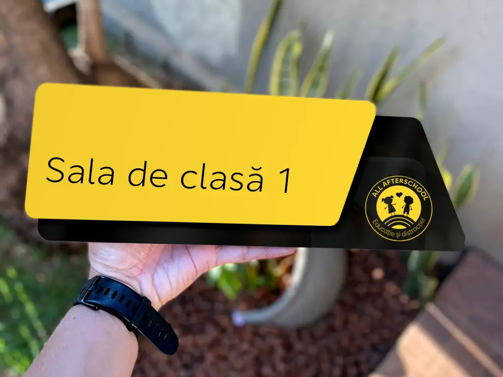 Plăcuță personalizată modernă cu print UV pentru birouri, spații comerciale, firme și instituții