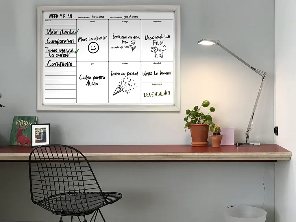 Tablă albă whiteboard, planificator săptămânal, cu ramă din aluminiu, 60x80cm