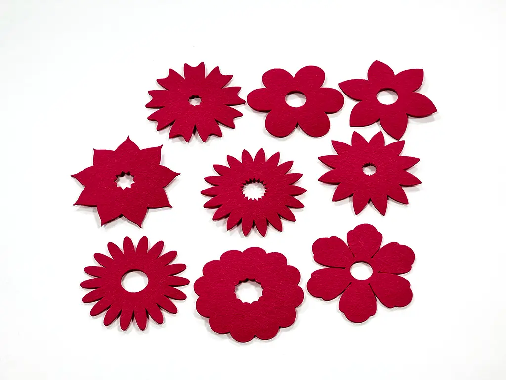 Set 9 decorațiuni creative din fetru magenta cu flori pentru activități craft, Folina, pâslă cu grosime de 3 mm, diverse culori