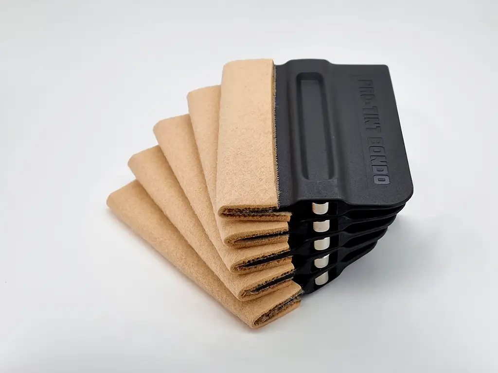 Set 10 raclete magnetice pentru aplicare autocolant la colantare auto