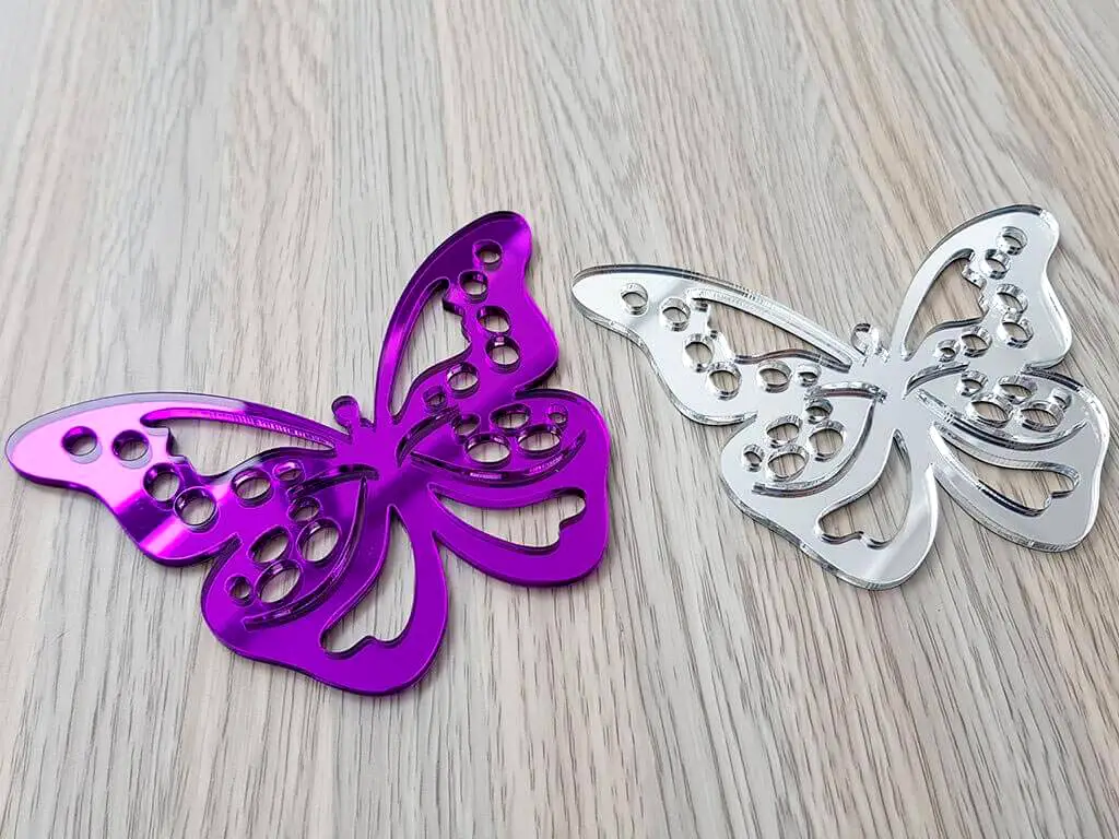 Set 2 stickere oglindă Fluture, Folina, argintiu şi mov, dimensiune sticker 12x9 cm