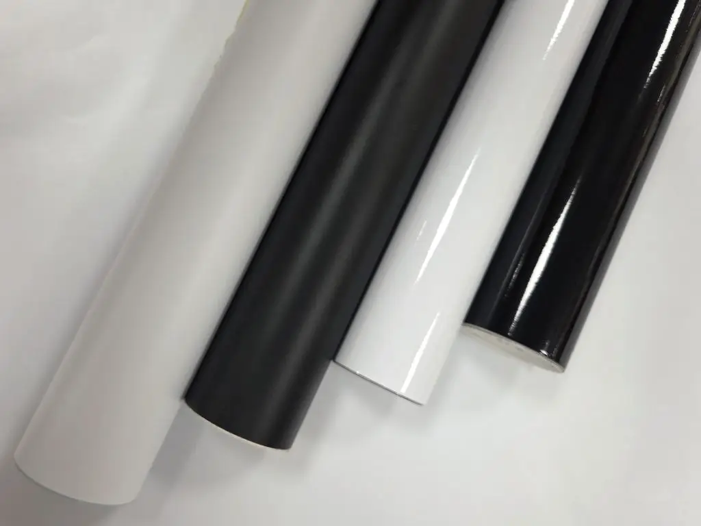 Set 4 role autocolant cutter plotter 30x100 cm – alb și negru, lucios și mat