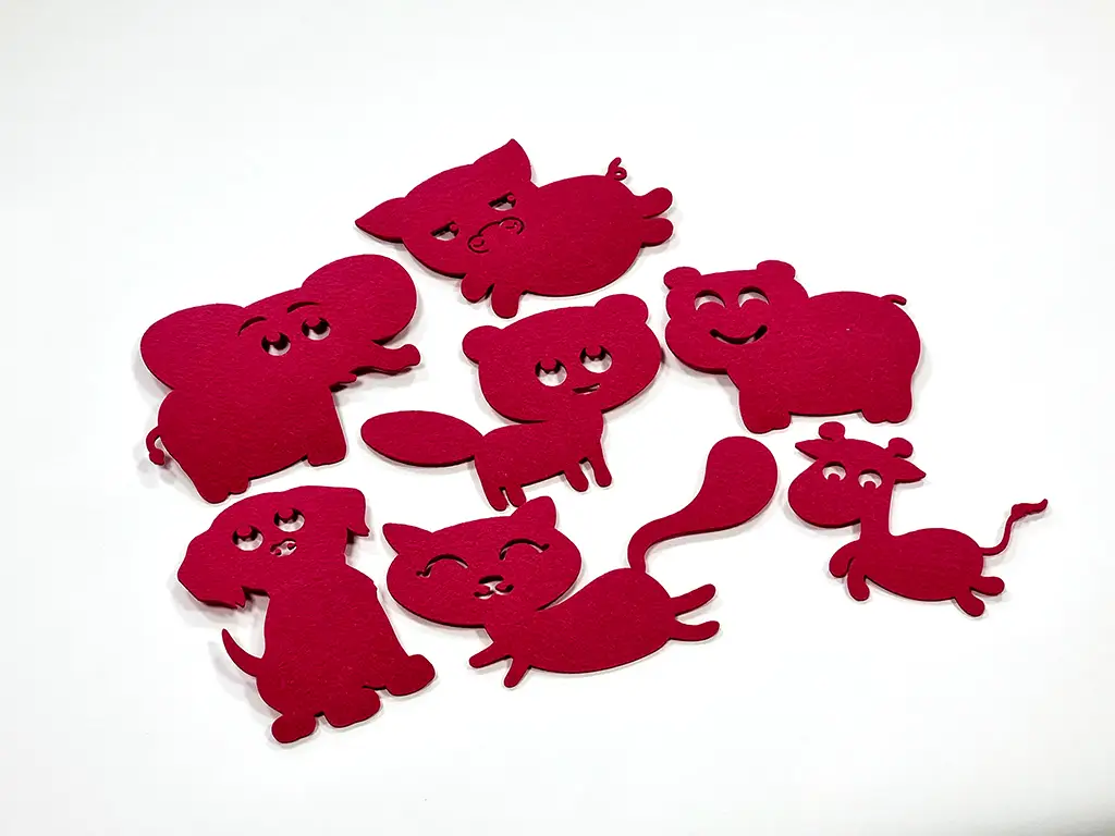 Set 7 decorațiuni creative din fetru magenta cu animale pentru activități craft, Folina, pâslă cu grosime de 3 mm, diverse culori
