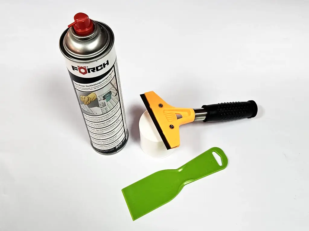 Soluţie profesională pentru curăţare urme de adeziv, Foerch Citro Power Spray, set cu răzuitor metalic şi spatulă plastic