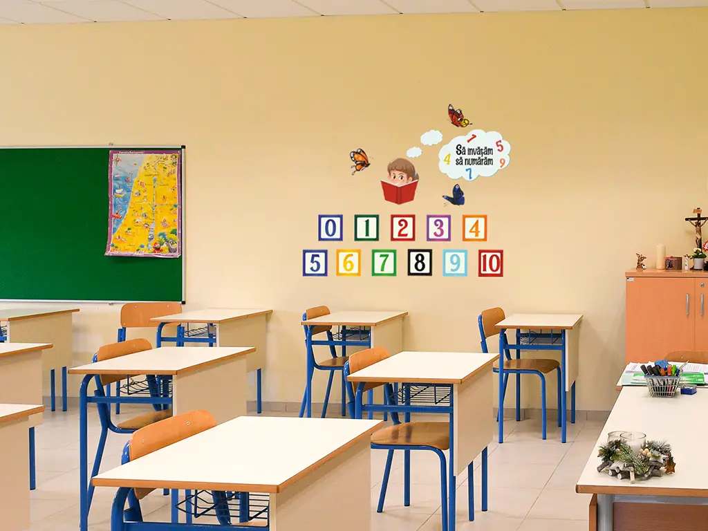 Sticker educativ Invățăm să numărăm, numere în pătrate, decorațiune pentru școli și grădinițe, planșă de100x65 cm, racletă inclusă