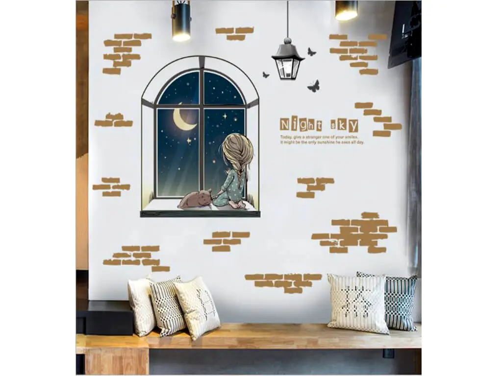 Sticker Fetiţa de la fereastră, Folina, decor maro