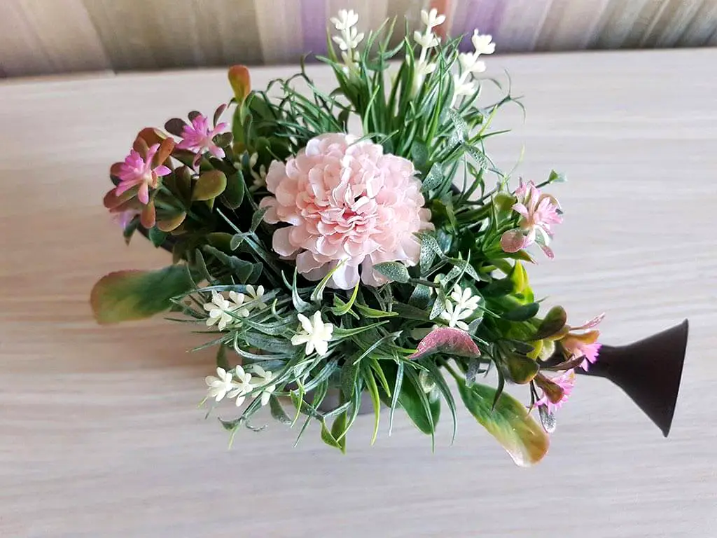 Stropitoare decorativă, Folina, cu aranjament flori artificiale