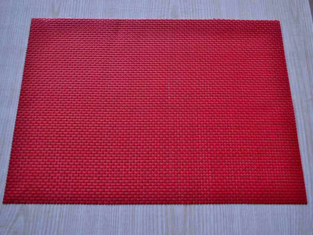 Suport farfurie masă Nora, Folina, roşu, 45 x 31 cm