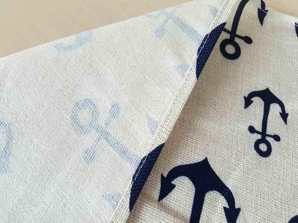 Set 4 Suport farfurie textil, Folina, imprimeu cu ancore albastre, 42 x 30 cm