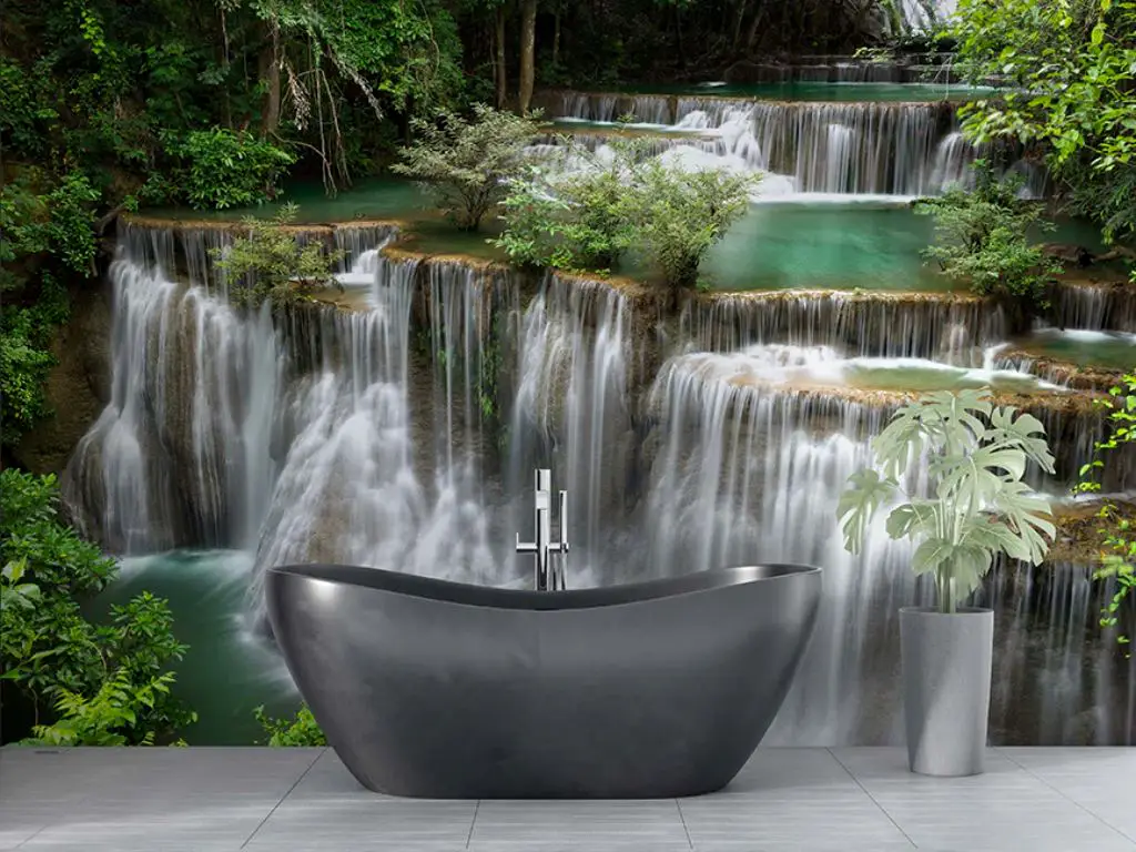 Tapet baie peisaj natural cu cascadă tropicală – material premium rezistent la apă