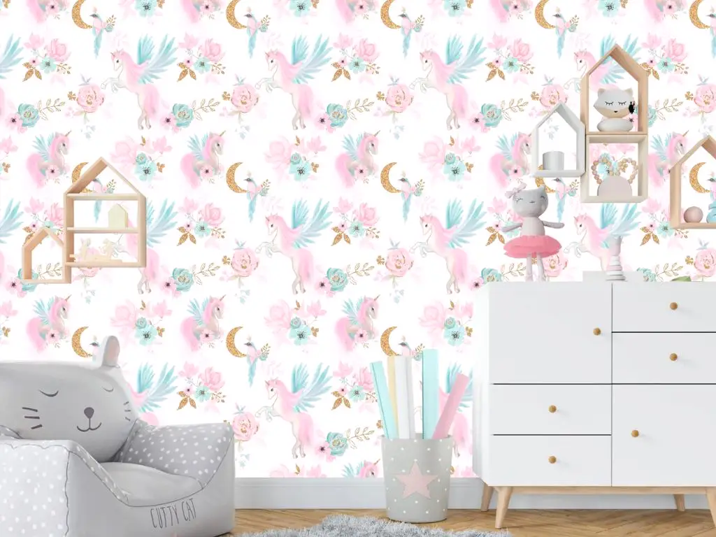 Fototapet cu unicorni roz, flori pastel și accente aurii – decor magic pentru camera fetițelor, vlies, dimensiuni personalizabile