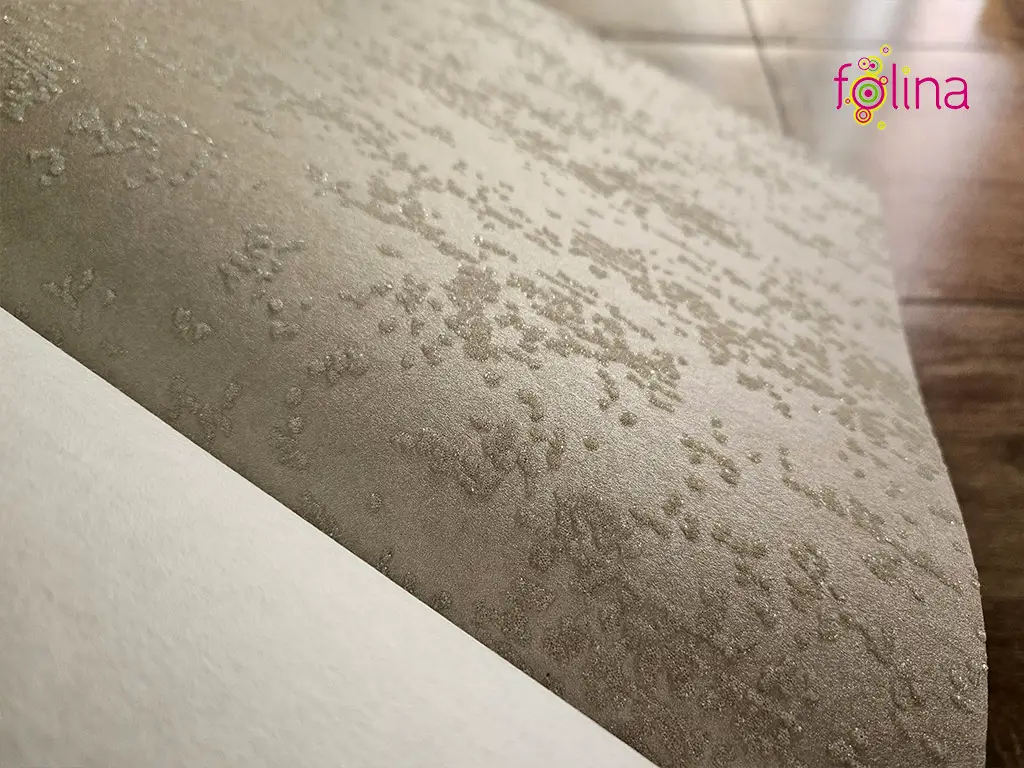 Tapet imitaţie decorativă taupe cu aspect sidefat, Marburg Eclectic 22936, vlies, rolă de 7 metri pătraţi