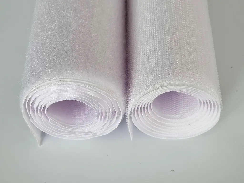 Set bandă Velcro fără adeziv, benzi Hook and Loop, set bandă cu scai și puf ideală pentru cusut, role cu lățimea de 20cm - culoare albă