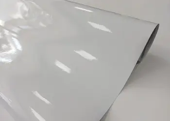 Autocolant alb lucios Oracal 641 1