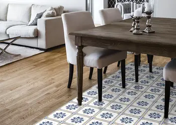 traversa vinil pentru bucatarie si baie cu model floral albastru