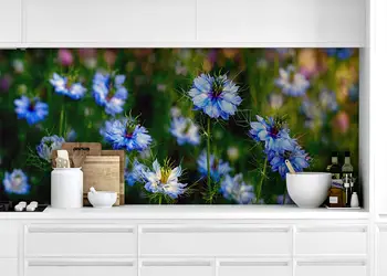 Floare albastra cu tepi simulare