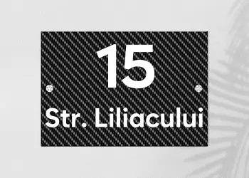 Placuta adresa model carbon 3D pe suport de plexiglass cu text personalizat din vinil 1