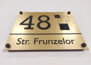 Placuta cu adresa si numar de casa din bond auriu 1