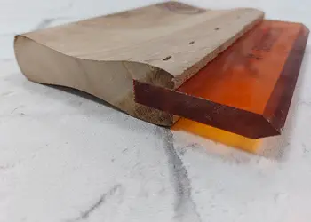 Racleta din lemn cu cap din silicont tare RACWOOD11 2