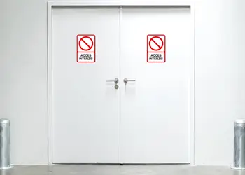 Sticker semnalistica personalizat rosu 1