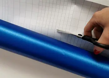 autocolant albastru mat cu efect metalic brushed