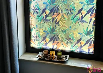 folie geam sablare cu model plante exotice