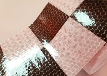 banda reflectorizanta cu patrate negre 10 115 cm