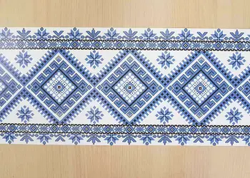 bordura autoadeziva cu motive traditionale albastra