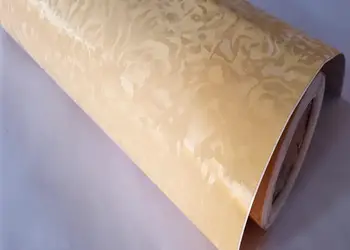 autocolant mobila bucatarie crem cu model embosat folina