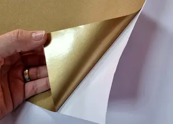 autocolant a4 bej auriu cu sclipici discret folina