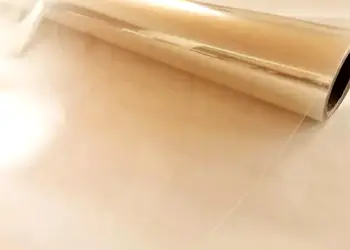 folie autoadeziva transparenta pentru protectie suprafete
