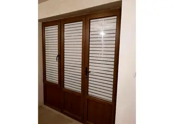 folie geam autoadeziva dungi albe late martin