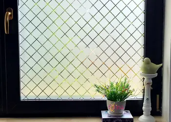 folie geam autoadeziva folina sablare cu model romburi translucide