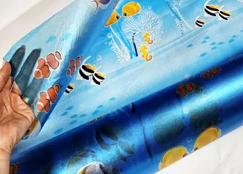 folie geam cabina dus sablare albastra cu model pesti