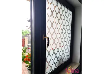 folie geam autoadeziva folina transparenta cu model geometric alb