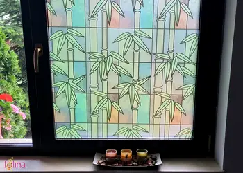 folie geam sablare verde cu crengi de bambus