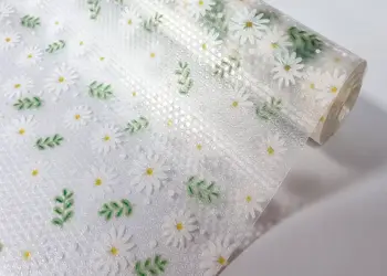 folie protectie impermeabila incolora cu model margarete